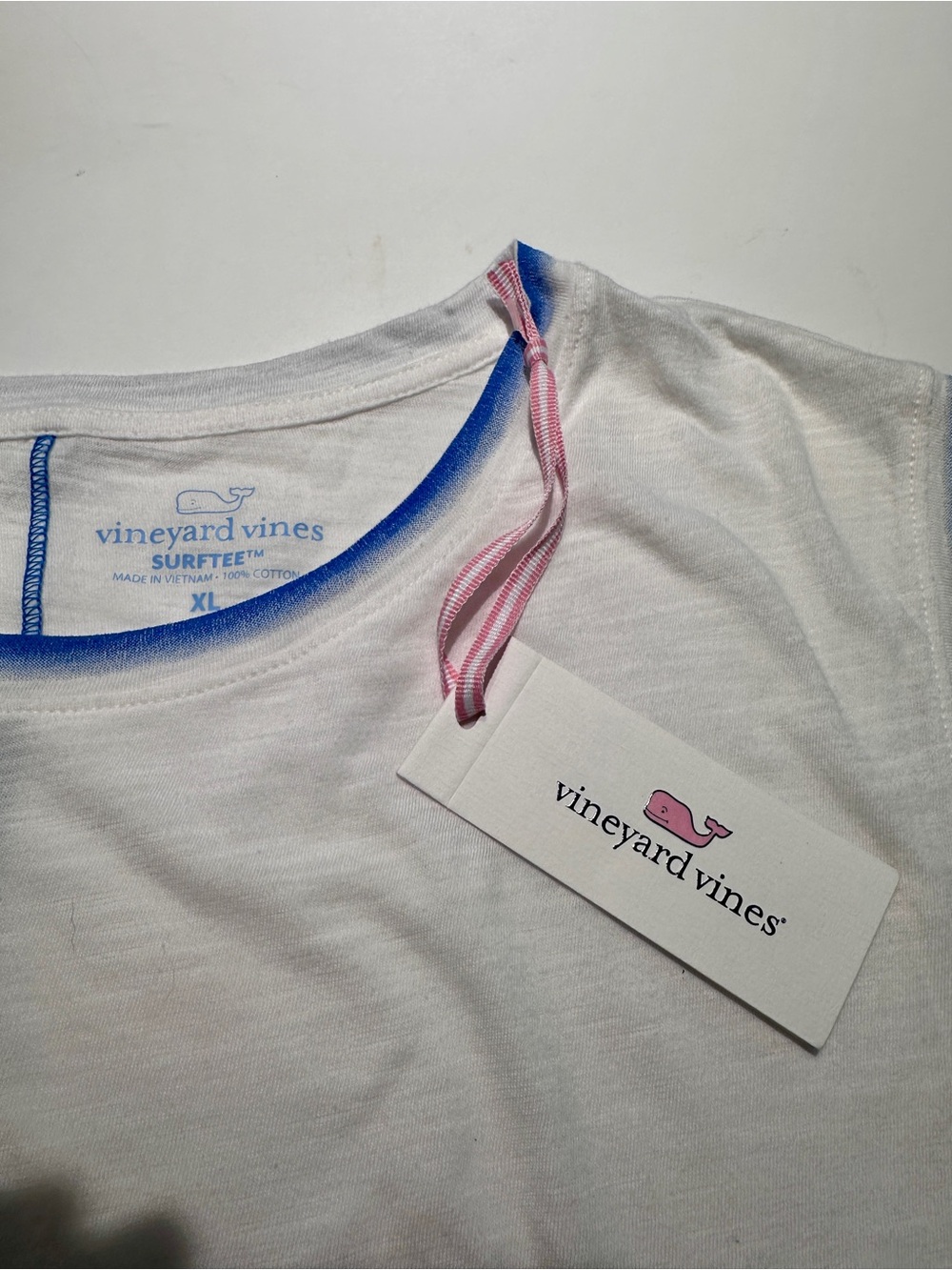 NWT Vineyard Vines Women's White Sleeveless Crewneck Tee with Blue Trim - XL